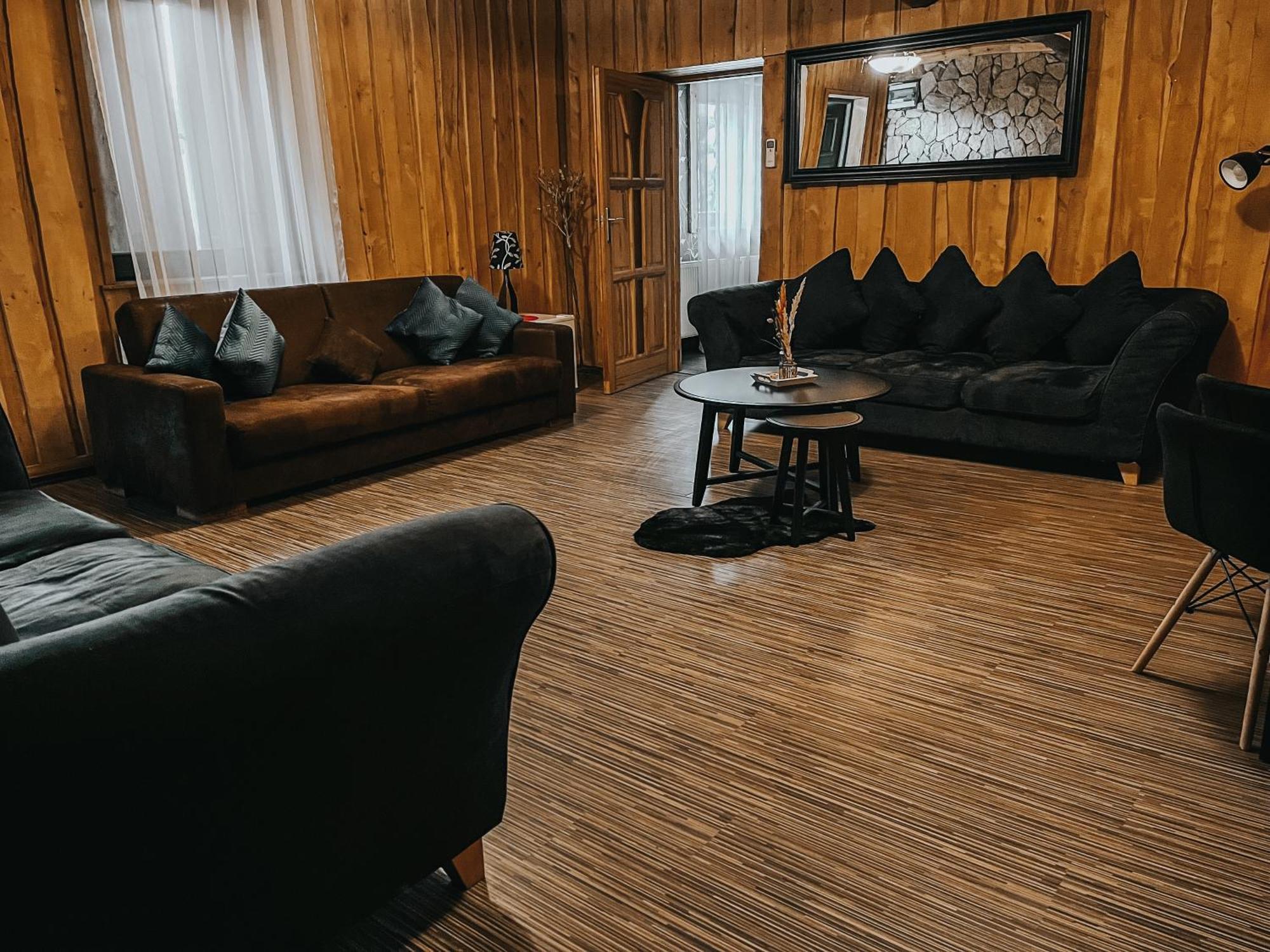 Karczma Michelle Hotel Jankowice  Kültér fotó