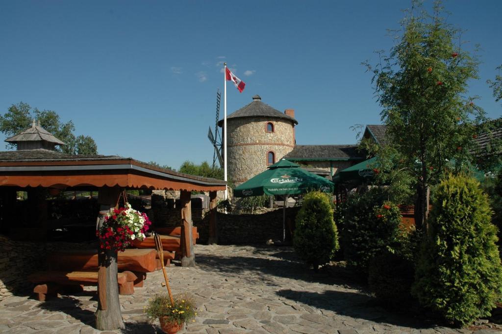 Karczma Michelle Hotel Jankowice  Kültér fotó