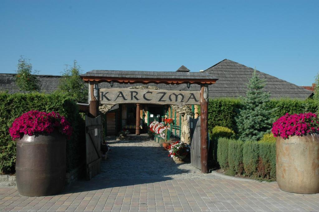 Karczma Michelle Hotel Jankowice  Kültér fotó
